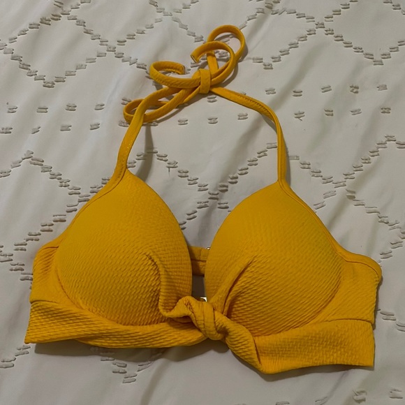Shade & Shore yellow bikini. 32 B/S - Picture 2 of 7